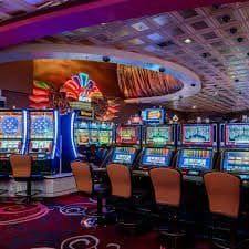 Money Train permainan slot di jalak 4d dengan simbol-simbol kereta dan fitur bonus